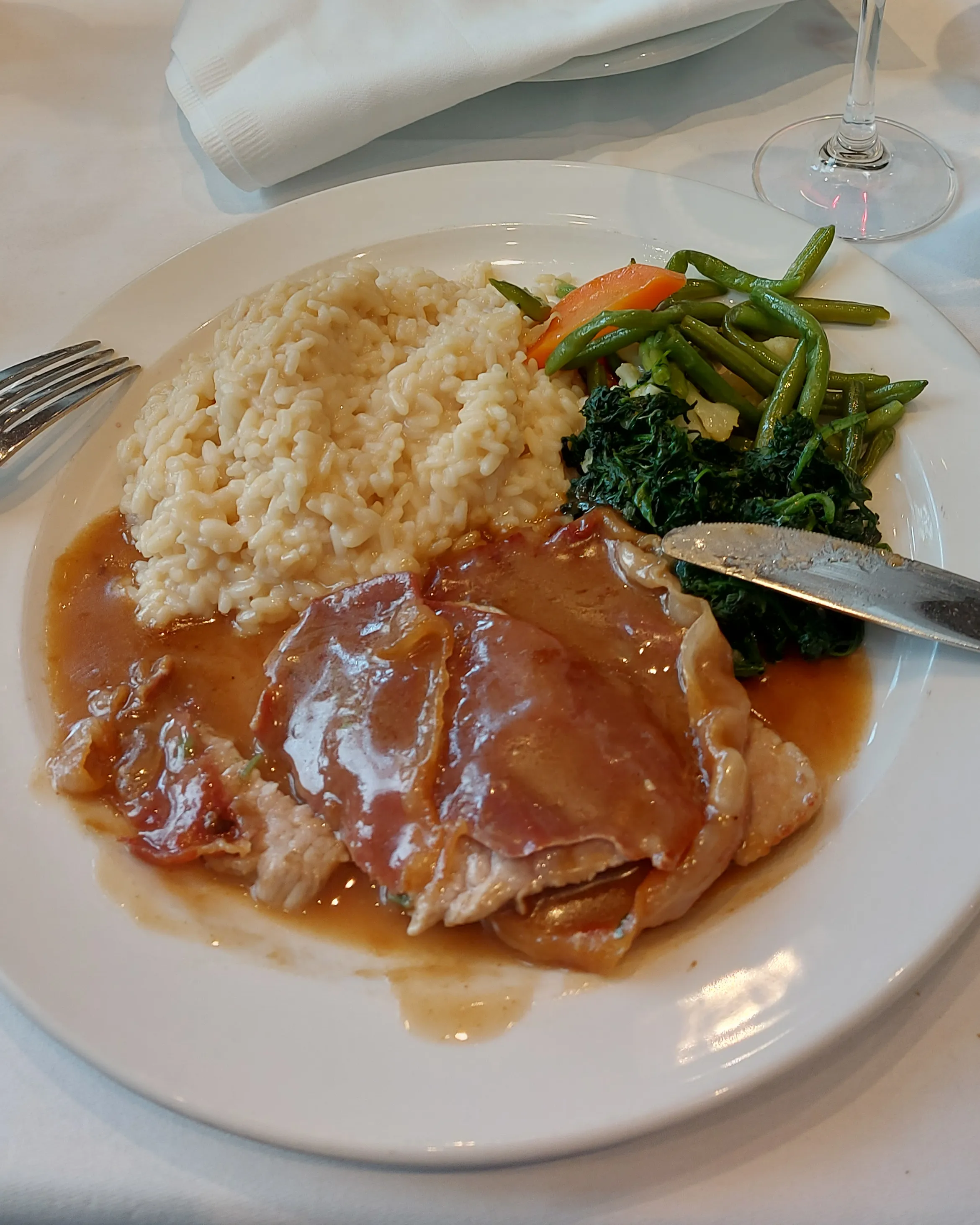 Saltimbocca mit Risotto im Dolce Vita Bern