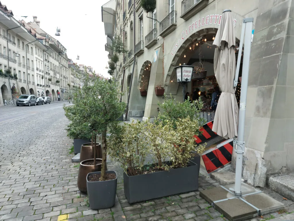 Klötzlikeller Bern - Traditionelle Schweizer Küche im geschichtsträchtigen Ambiente