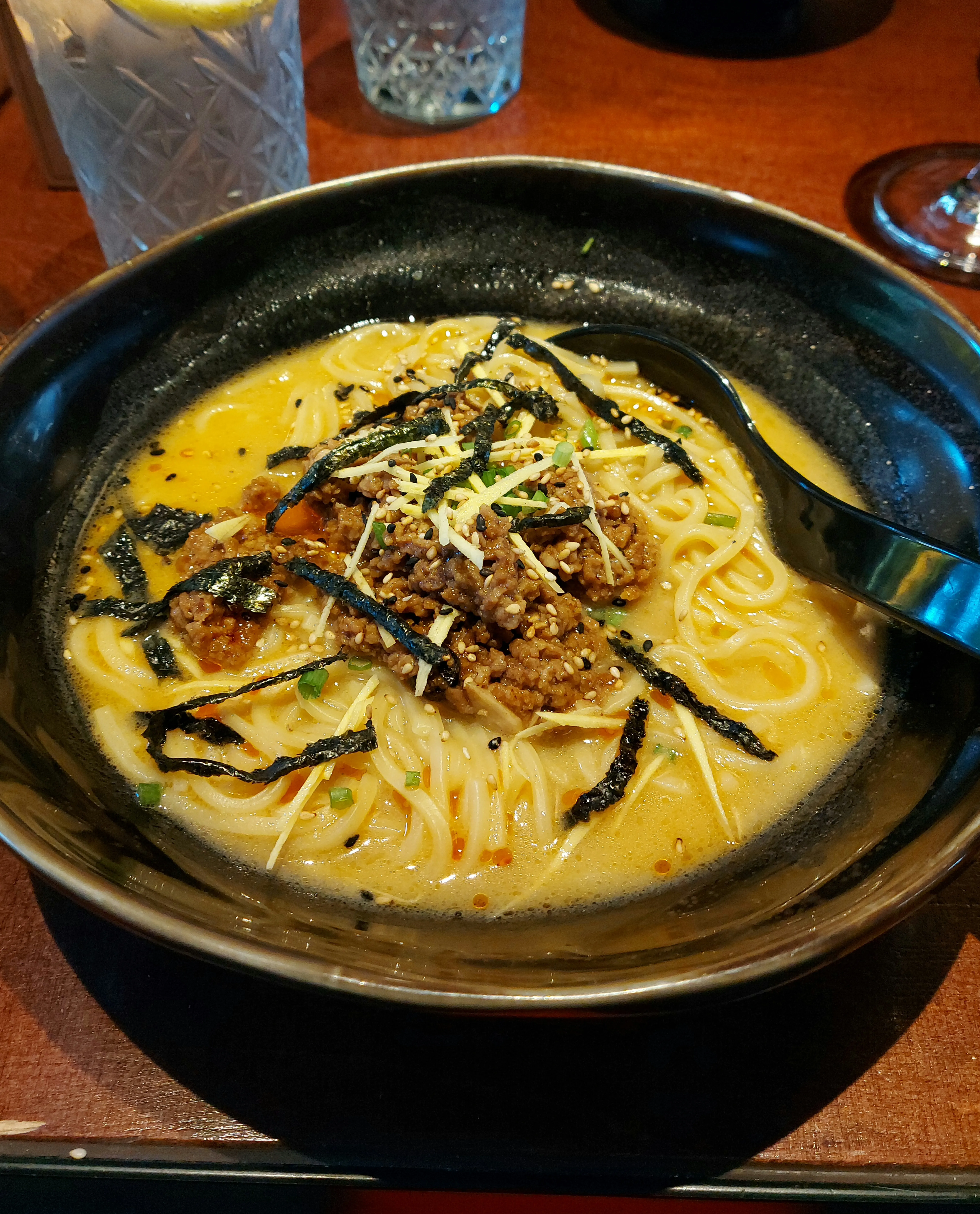 Tantanmen (»Nippon Bridge«) im Nooch Asian Kitchen Bern Viktoriaplatz