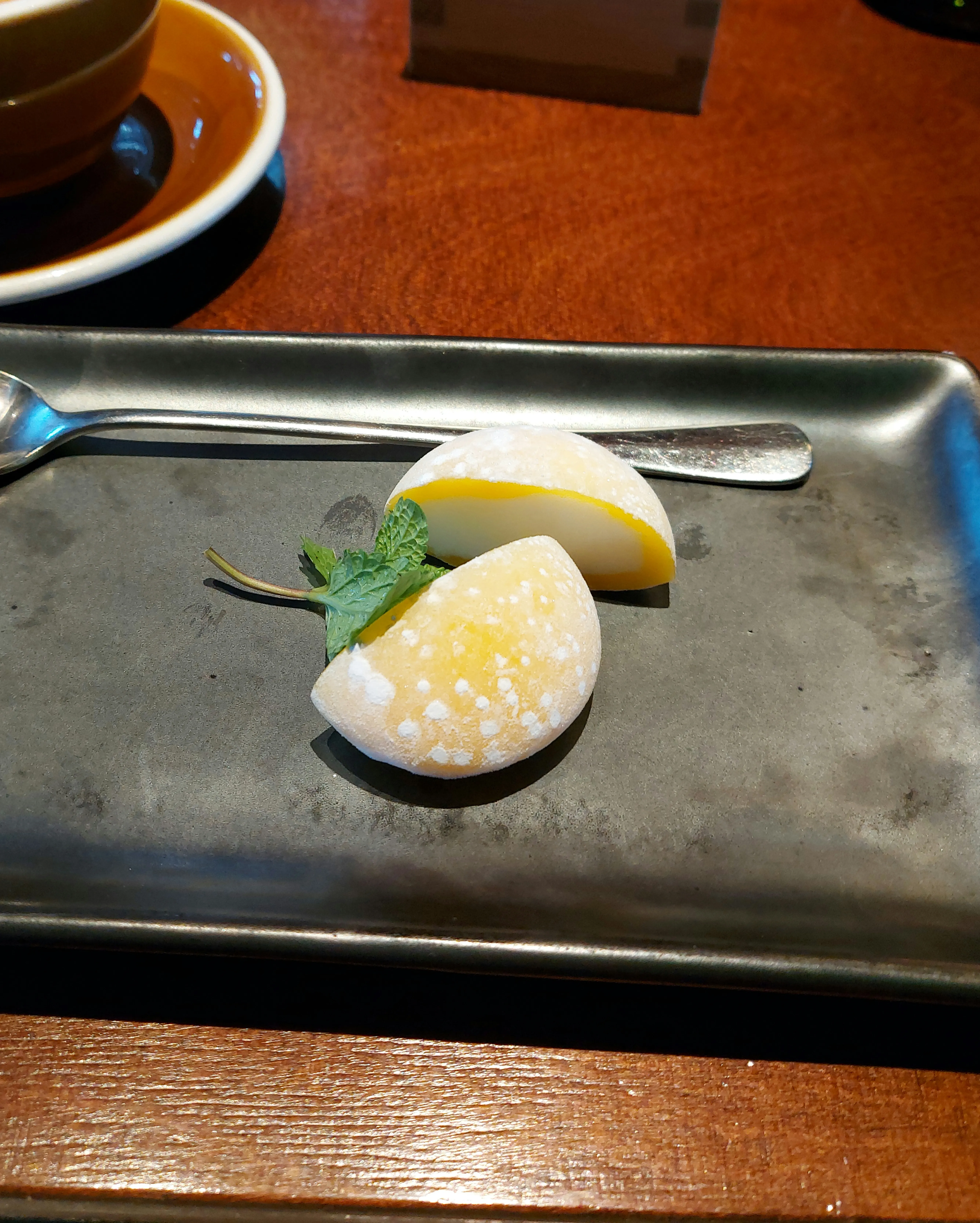 Yuzu-Mochi im Nooch Asian Kitchen Bern Viktoriaplatz