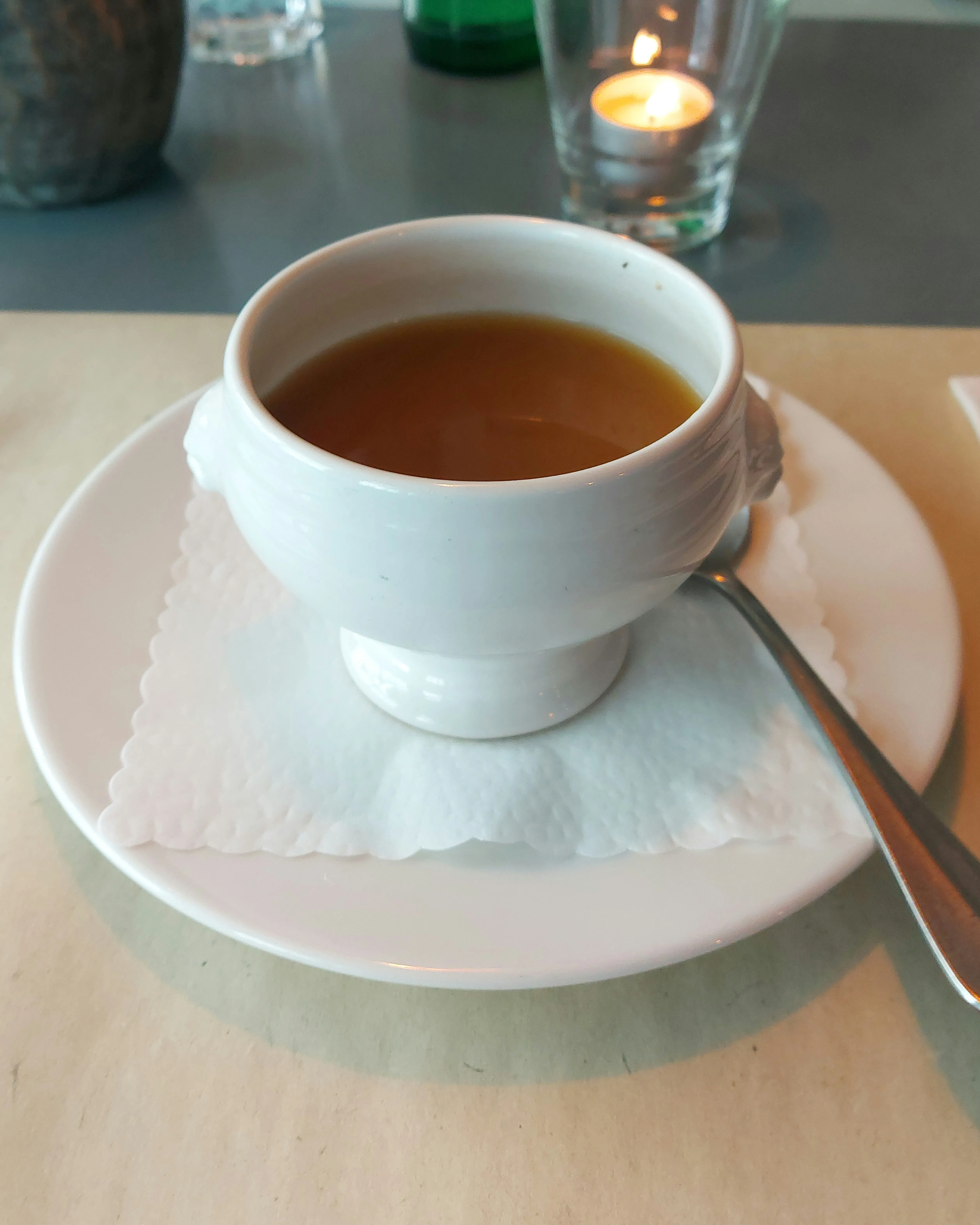 Gemüsesuppe im Röschtigrabe