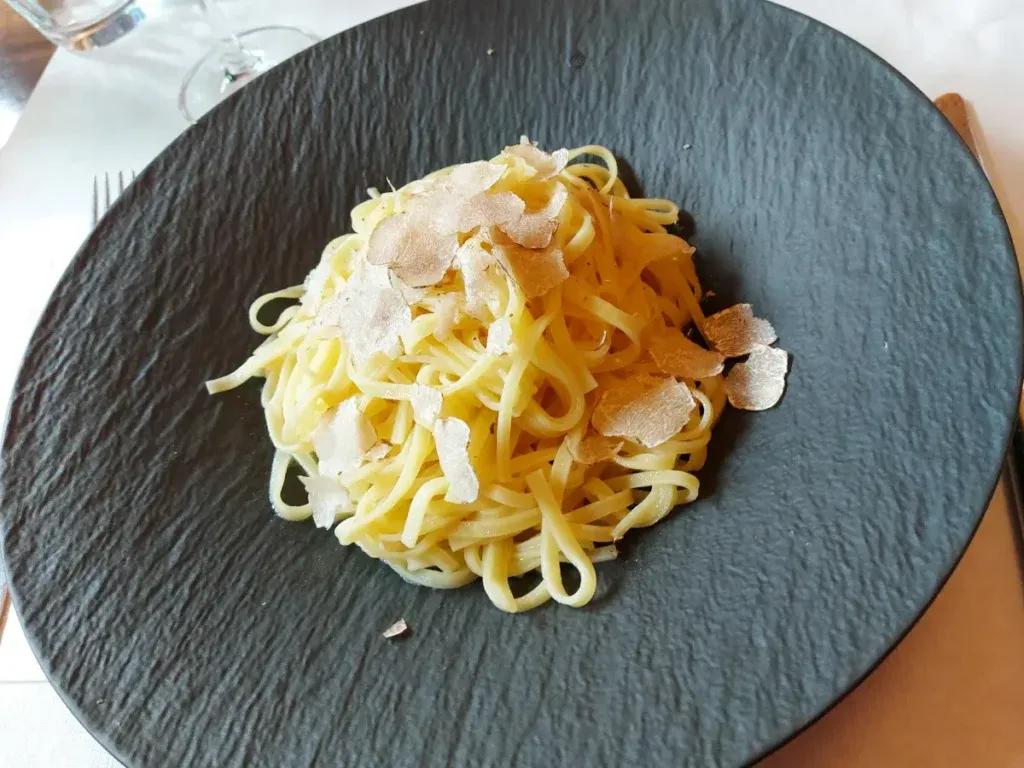 Tagliatelle with freshly shaved white truffle at Tre Fratelli Bern